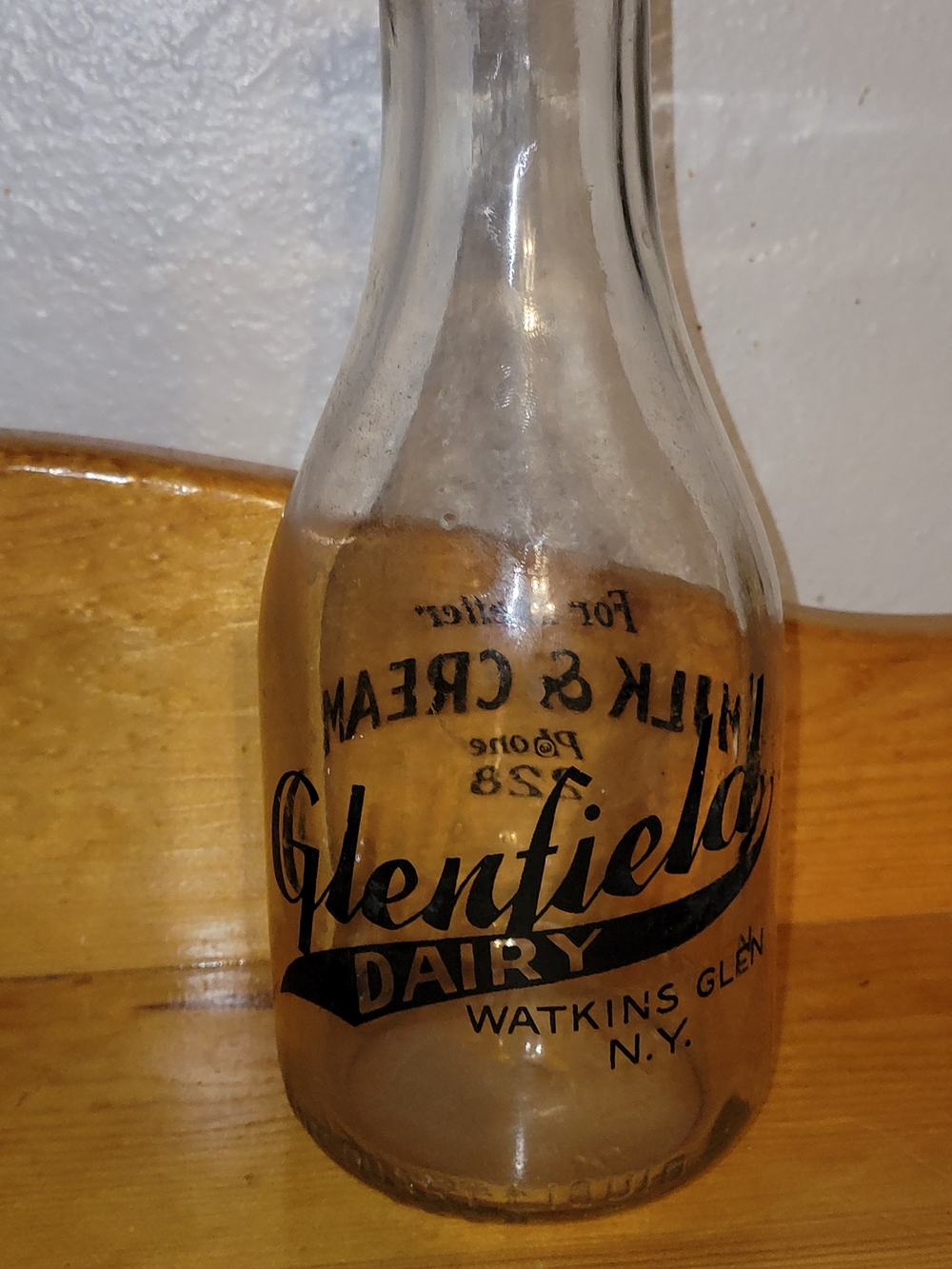 Antique Glenfield Dairy Glass Milk Bottle